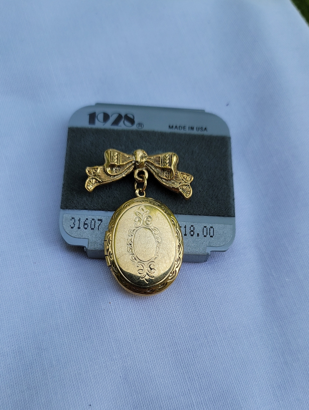 1928 Gold-Tone Bow Locket Pendant Brooch